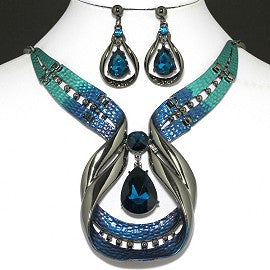 Tear Drop Necklace Earring Set