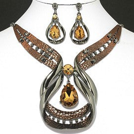 Tear Drop Necklace Earring Set