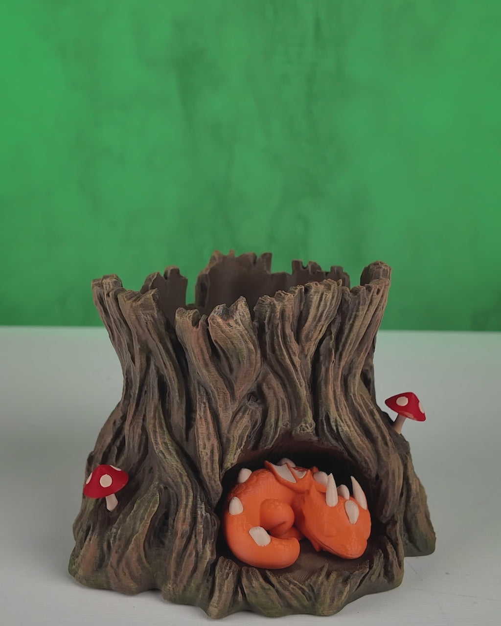 Snuggle Stump - Planter